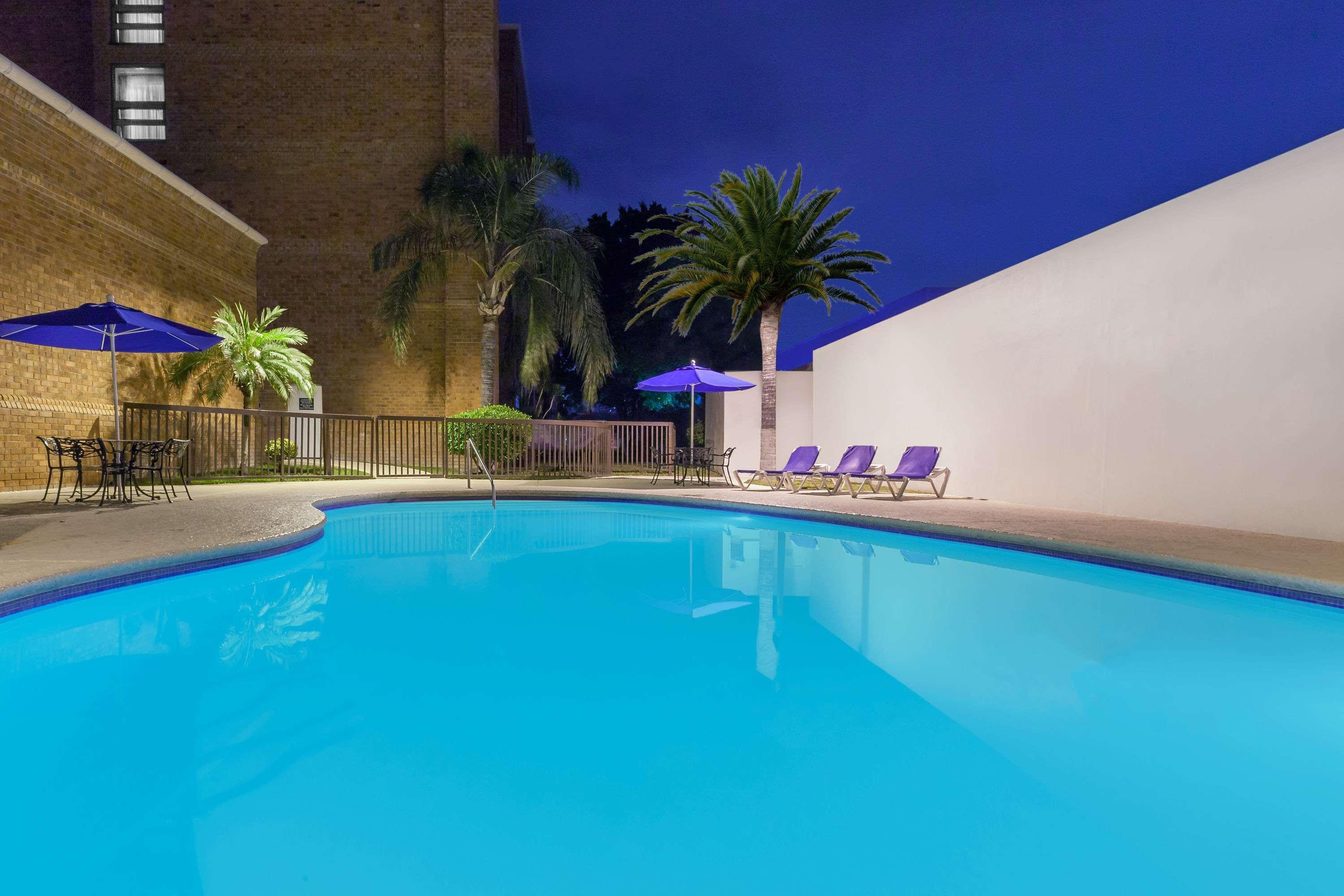 Wyndham Garden Monterrey Norte San Nicolas de los Garza Ngoại thất bức ảnh