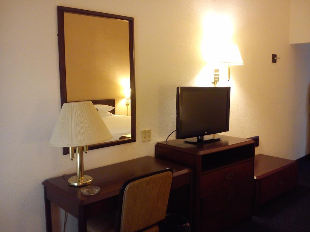 Wyndham Garden Monterrey Norte San Nicolas de los Garza Ngoại thất bức ảnh